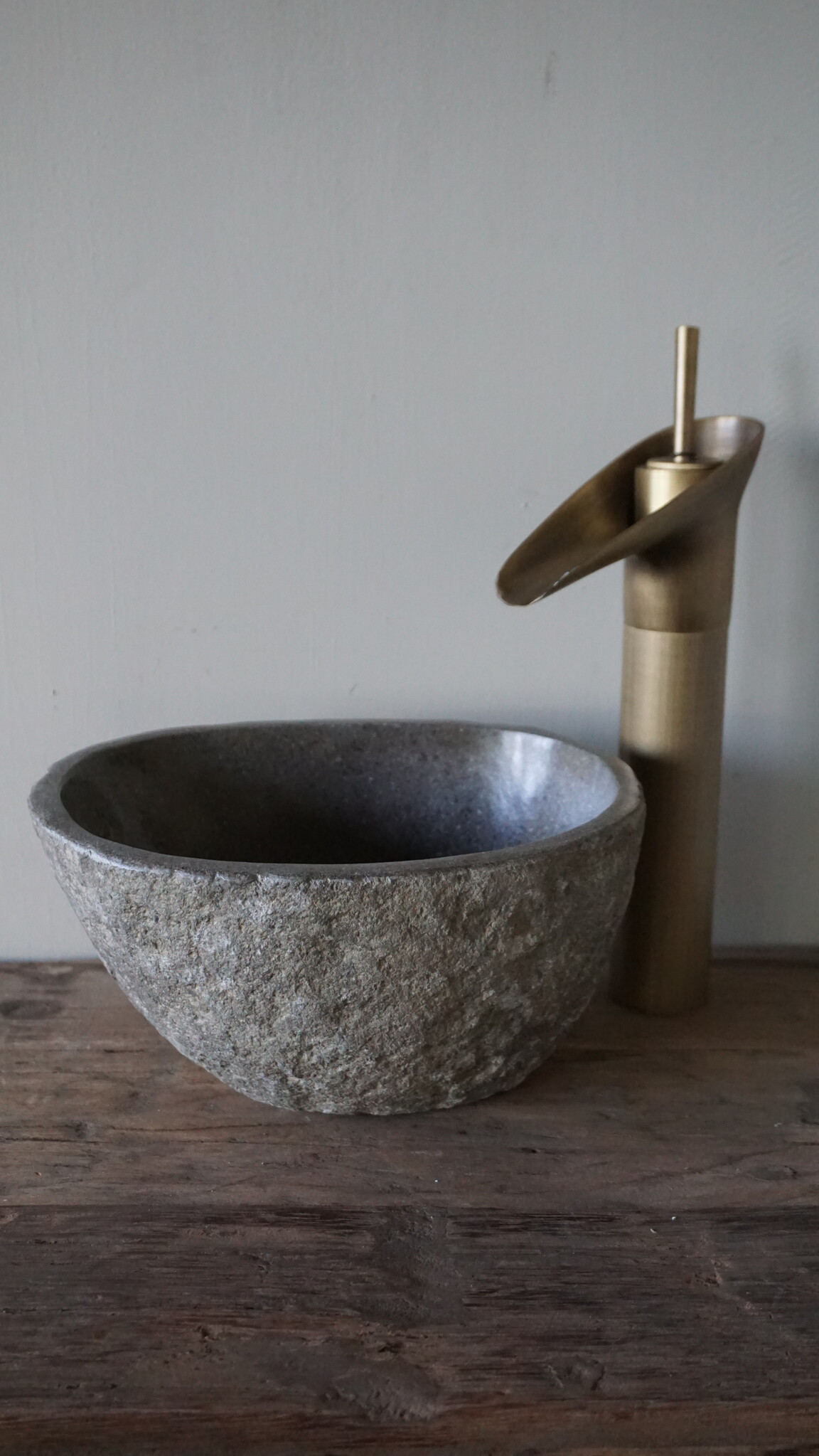 Rene Houtman Kleine Stenen Waskom + Spoelgat | H13 x B25 x D20 cm