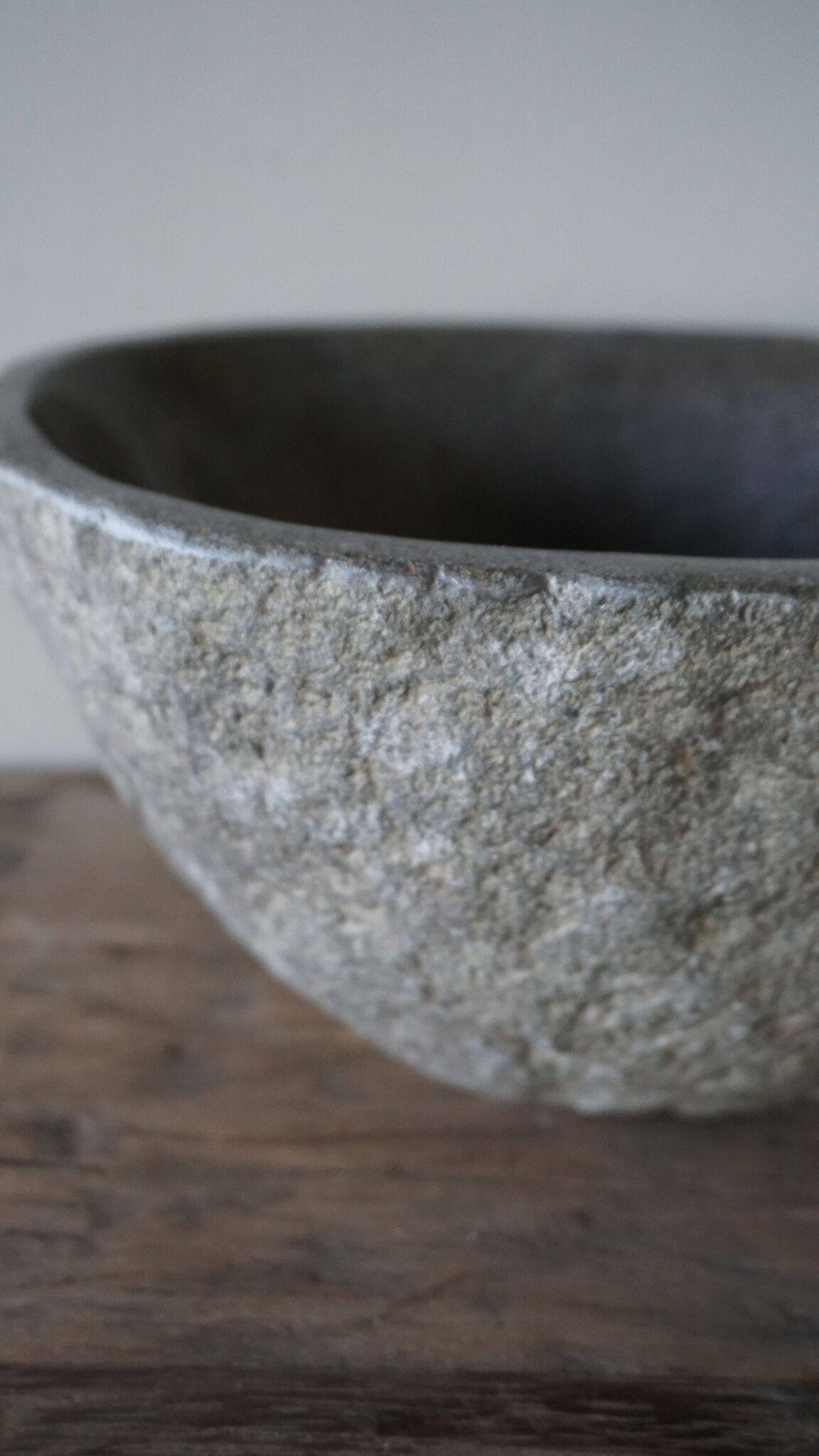 Rene Houtman Kleine Stenen Waskom + Spoelgat | H13 x B25 x D20 cm
