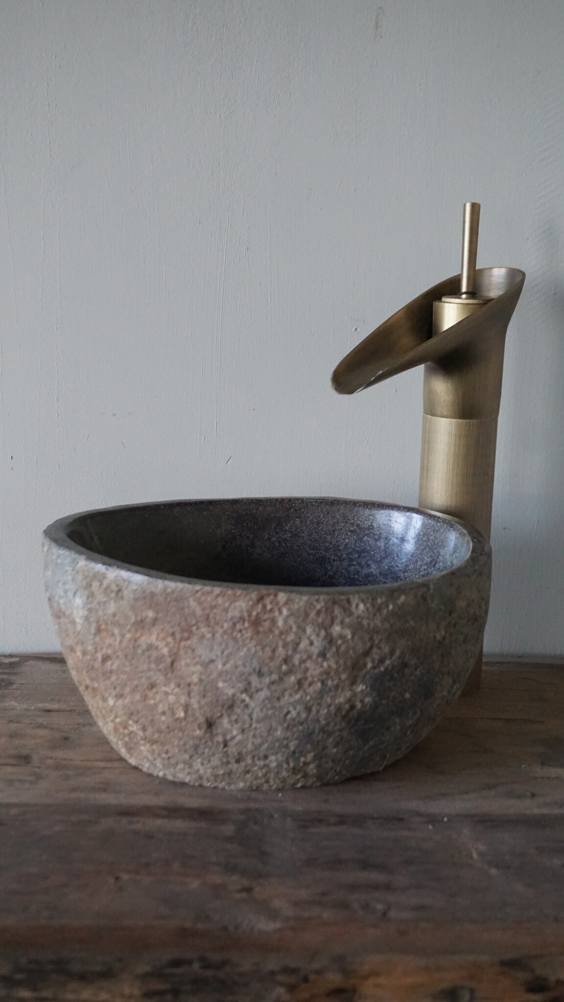 Rene Houtman Kleine Stenen Waskom + Spoelgat | Nr 2 | H13xB25xD20 cm