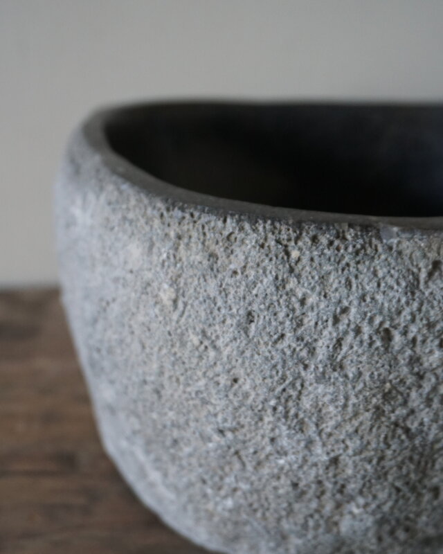 Rene Houtman Kleine Stenen Waskom + Spoelgat | H13 x B23 x D21 cm