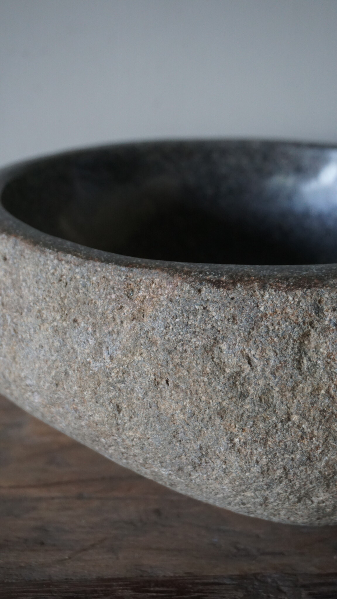 Rene Houtman Kleine Stenen Waskom + Spoelgat | H13,5 x B24 x D22 cm
