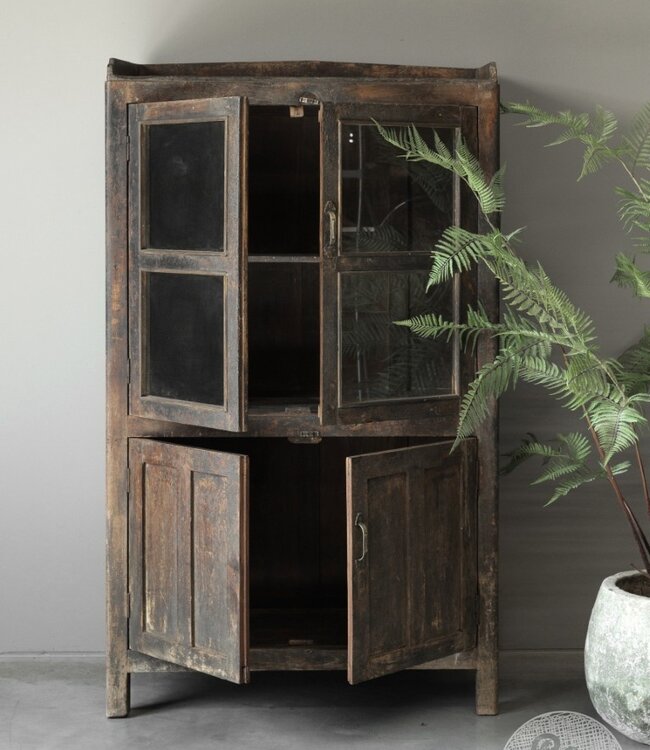 Be-Uniq Verweerd Sleets Vitrinekastje | India | H144xB84xD46 cm