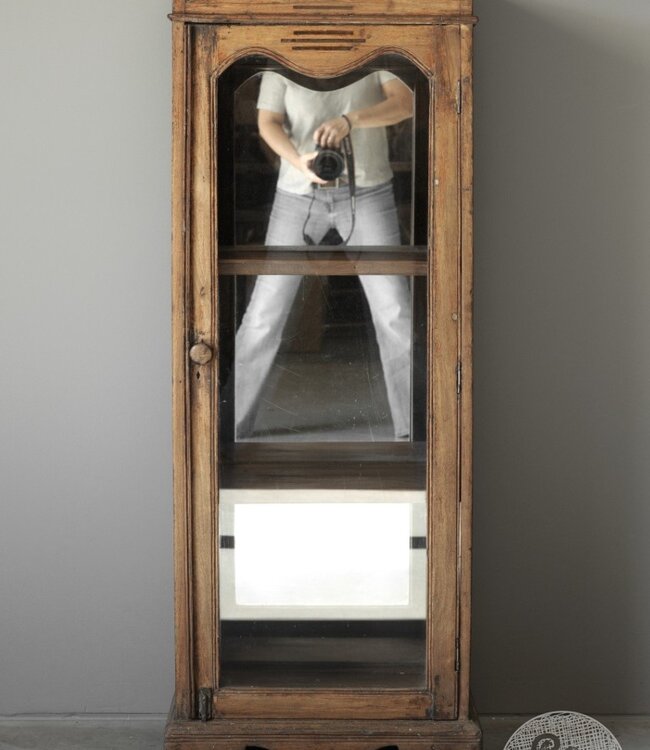 Be-Uniq Oude Vitrinekast Met Spiegelwand | India | H126 cm