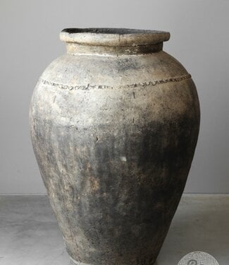 Be-Uniq Verweerde Oude Claypot | India | H93 x D62 cm