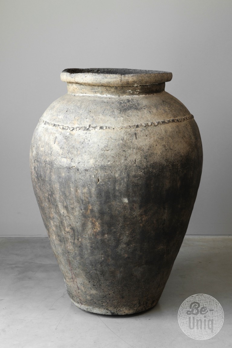 Be-Uniq Verweerde Oude Claypot | India | H93 x D62 cm