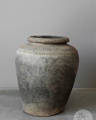 Be-Uniq Verweerde Oude Claypot | India | H56 x D46 cm