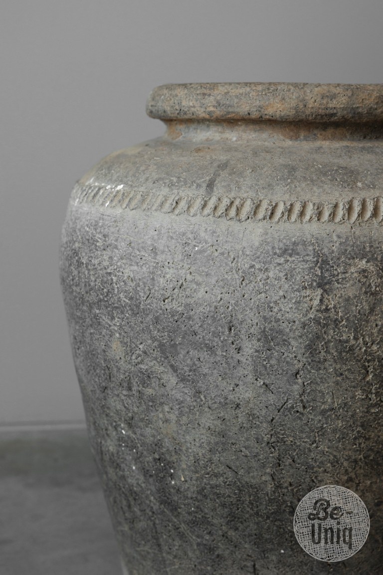 Be-Uniq Verweerde Oude Claypot | India | H56 x D46 cm