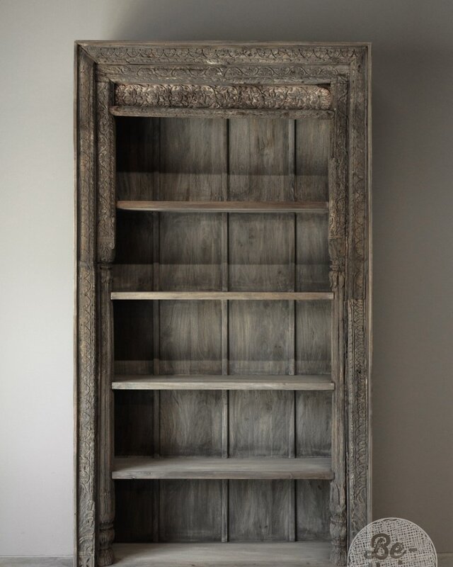 Be-Uniq Unieke Boekenkast | India | H264xB143xD46 cm