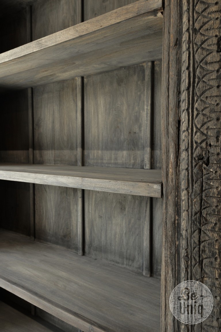 Be-Uniq Unieke Boekenkast | India | H264xB143xD46 cm