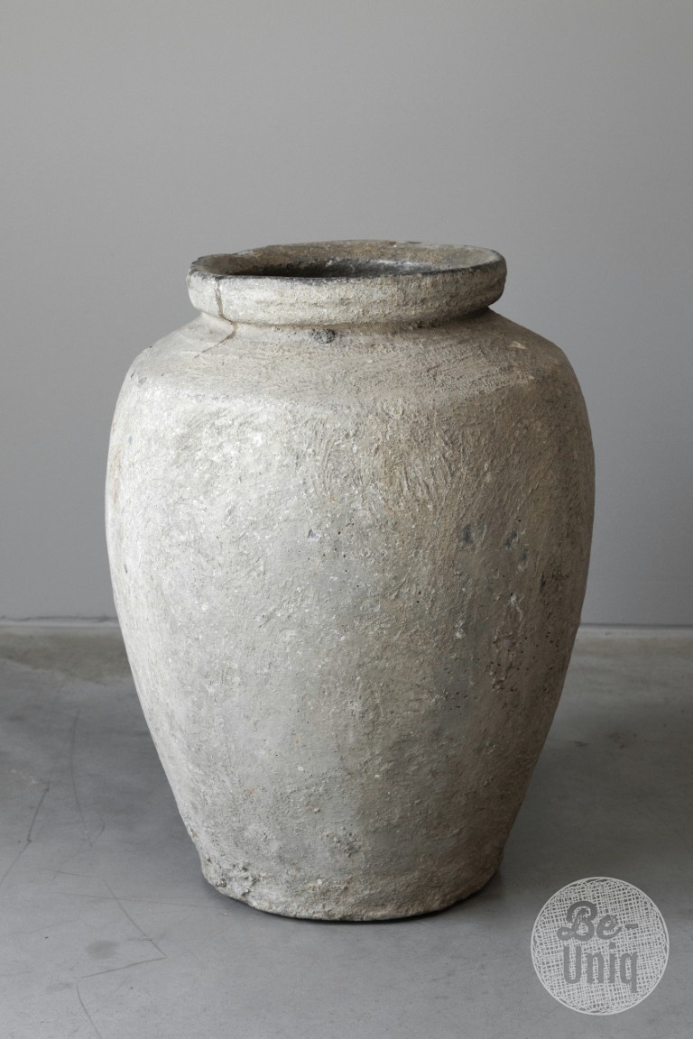 Be-Uniq Oude Claypot | India | H56 x D40 cm