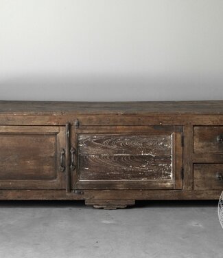 Be-Uniq Oud TV-Dressoir | India | H38xB151xD40 cm