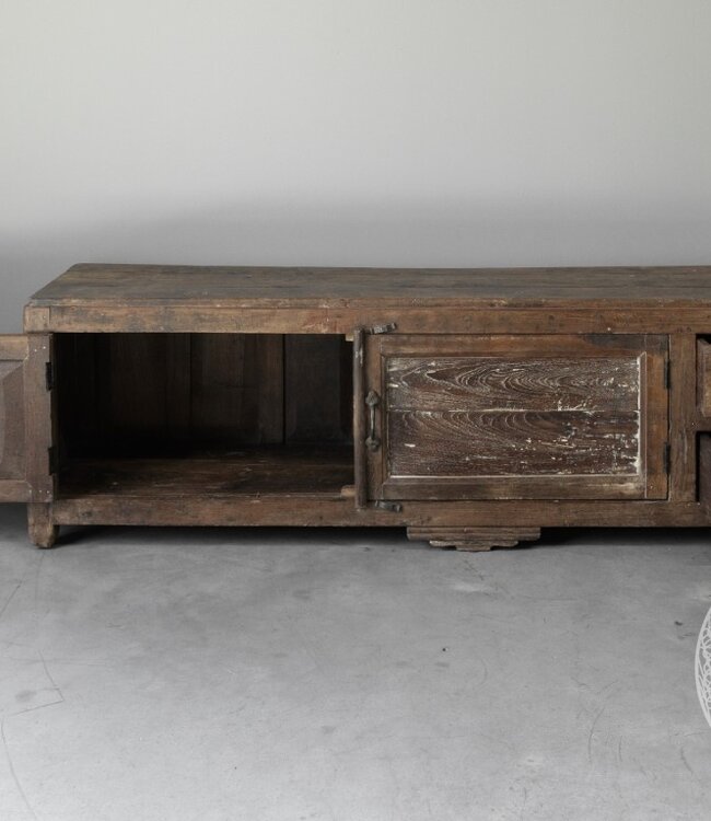 Be-Uniq Oud TV-Dressoir | India | H38xB151xD40 cm