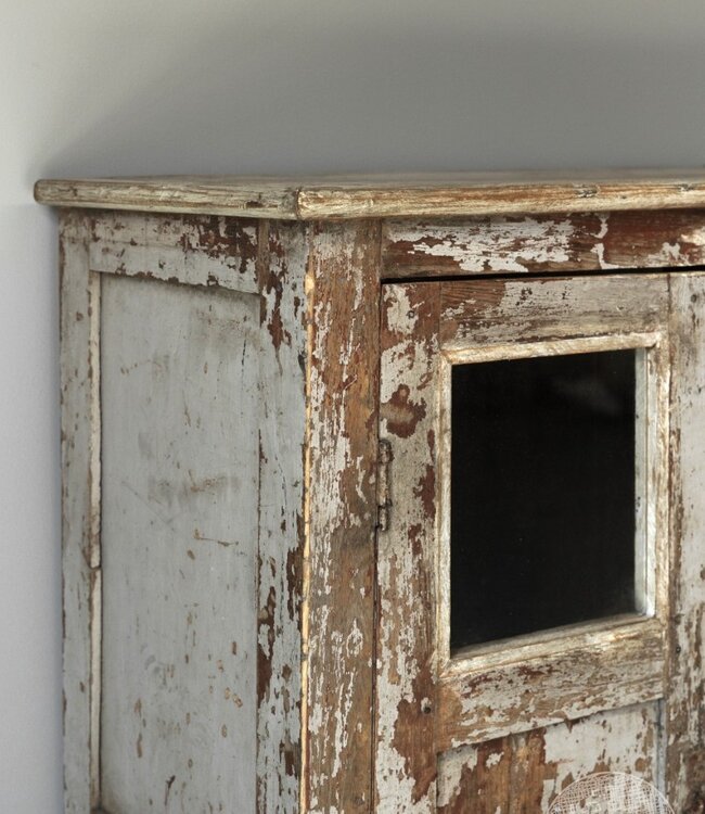 Be-Uniq Unieke Verweerde Kast | India | H100xB65xD33 cm