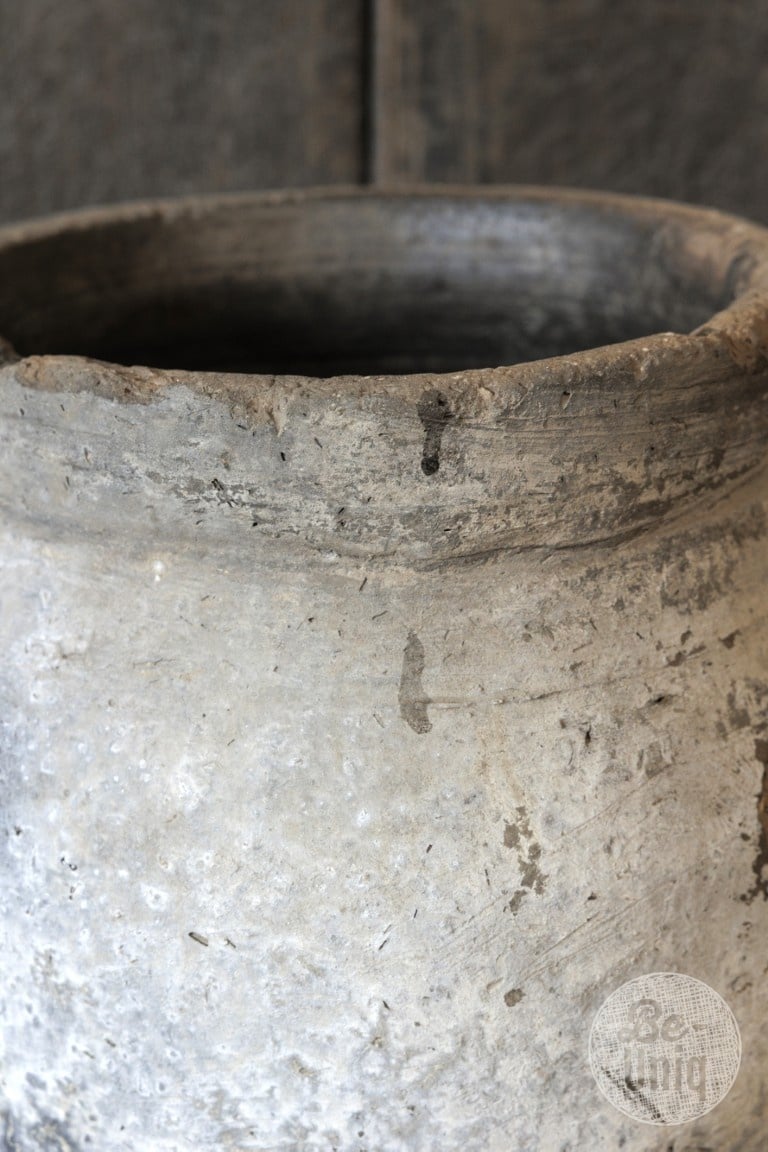 Be-Uniq Authentieke Verweerde Claypot | India | H54xD31 cm