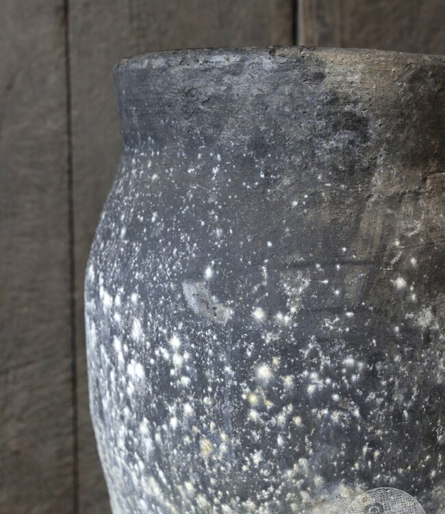 Be-Uniq Authentieke Verweerde Claypot | India | H48xD31 cm