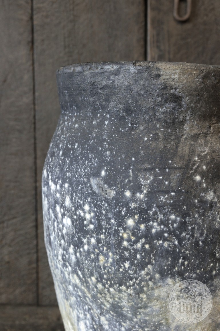 Be-Uniq Authentieke Verweerde Claypot | India | H48xD31 cm