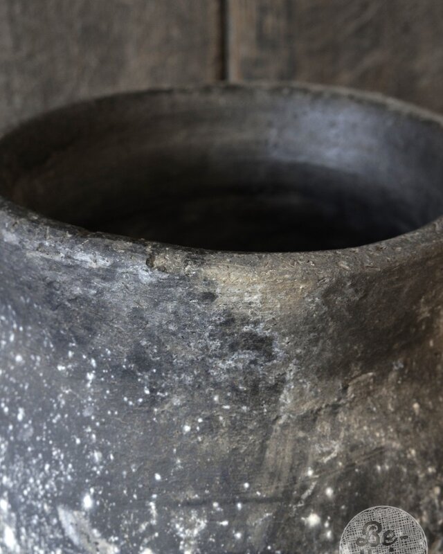 Be-Uniq Authentieke Verweerde Claypot | India | H48xD31 cm