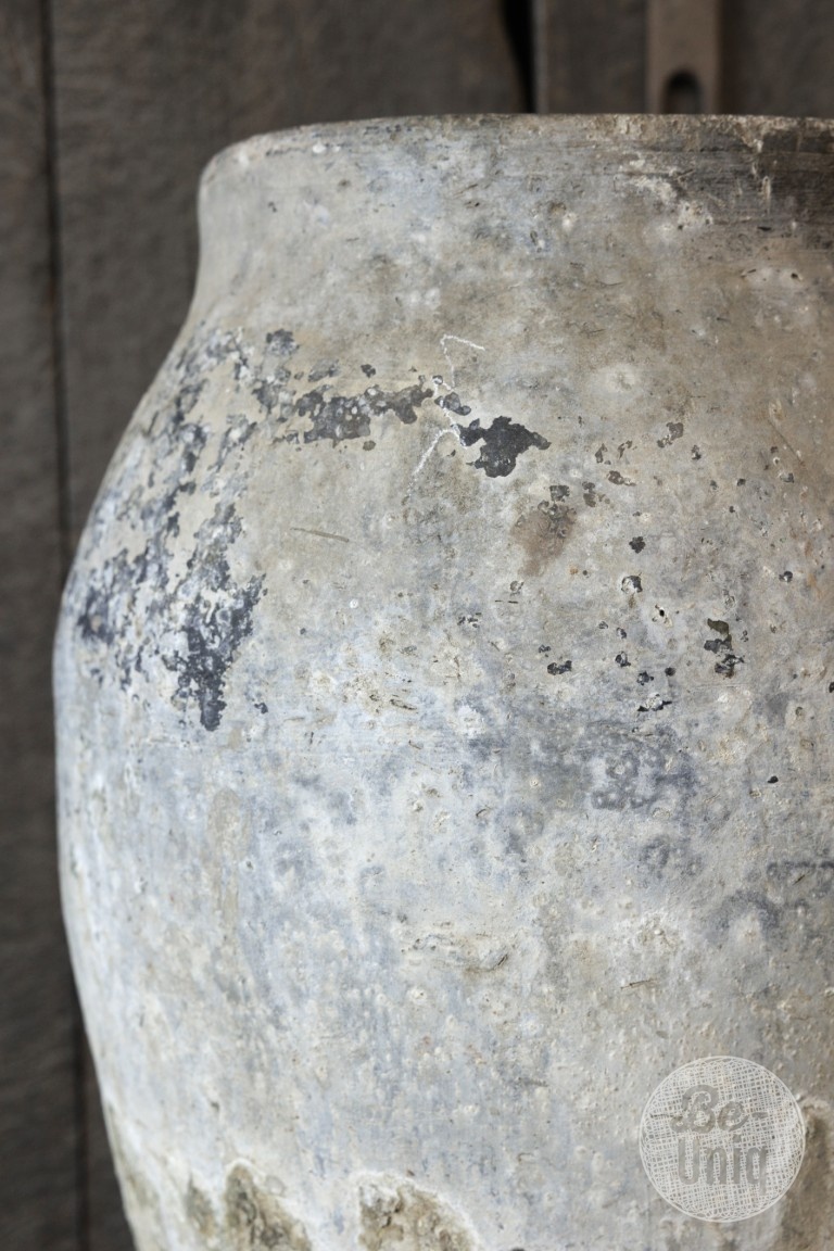Be-Uniq Authentieke Verweerde Claypot | India | H56xD35 cm