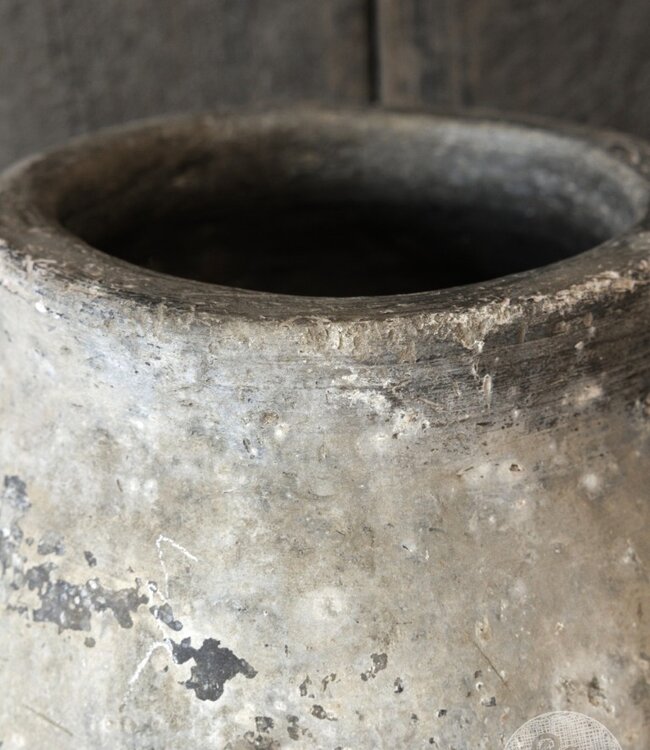 Be-Uniq Authentieke Verweerde Claypot | India | H56xD35 cm
