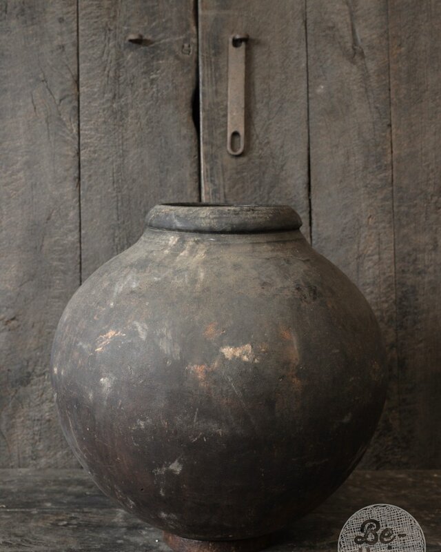Be-Uniq Authentieke Verweerde Kruik | India | H48xD44 cm