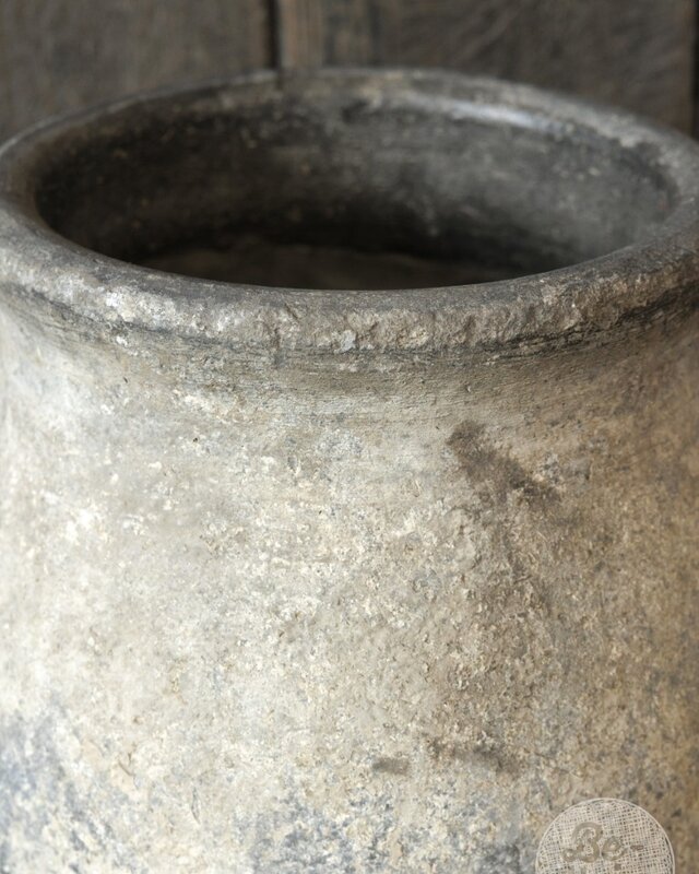 Be-Uniq Authentieke Verweerde Claypot | India | H51xD33 cm