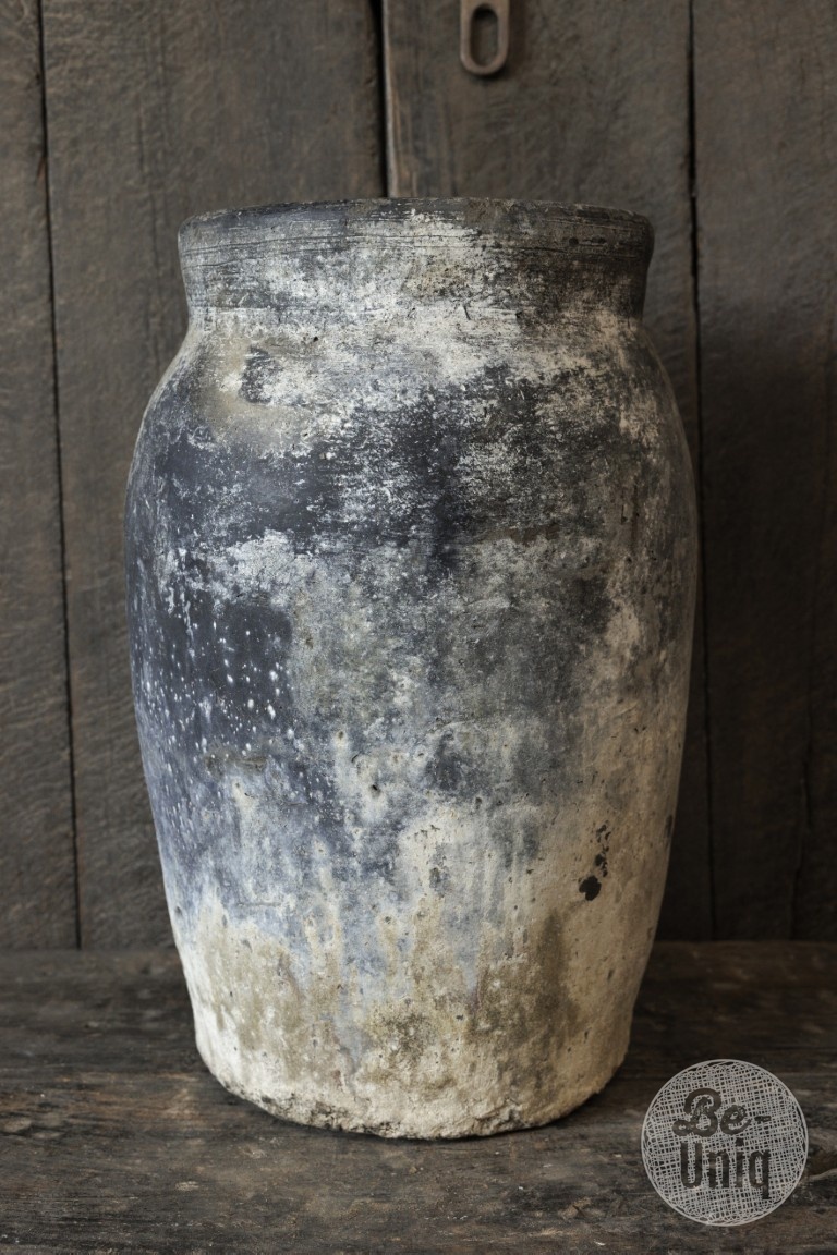 Be-Uniq Authentieke Verweerde Claypot | India | H48xD30 cm
