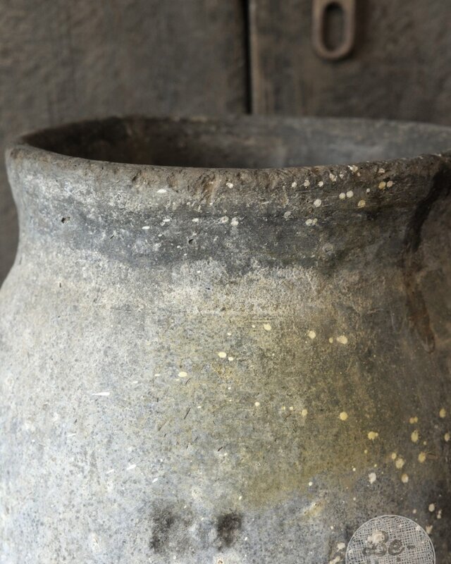 Be-Uniq Authentieke Verweerde Claypot | India | H58xD33 cm
