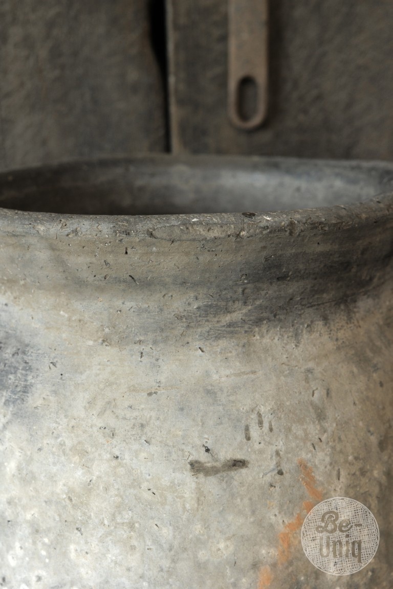 Be-Uniq Authentieke Verweerde Claypot | India | H62xD35 cm