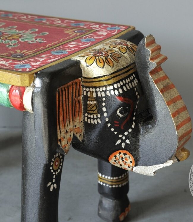 Be-Uniq Bijzettafel Olifant | India | H38 x B73 x D31 cm