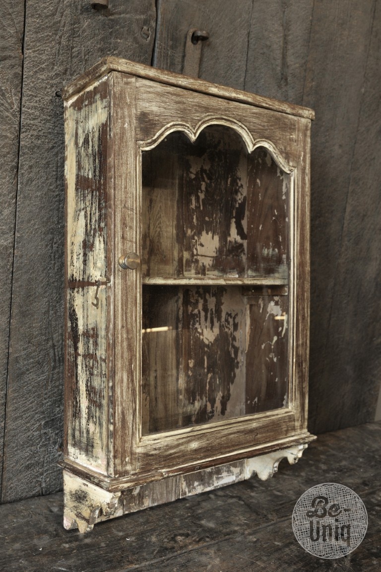 Be-Uniq Authentiek Vitrinekastje | India | H70xB43xD16 cm
