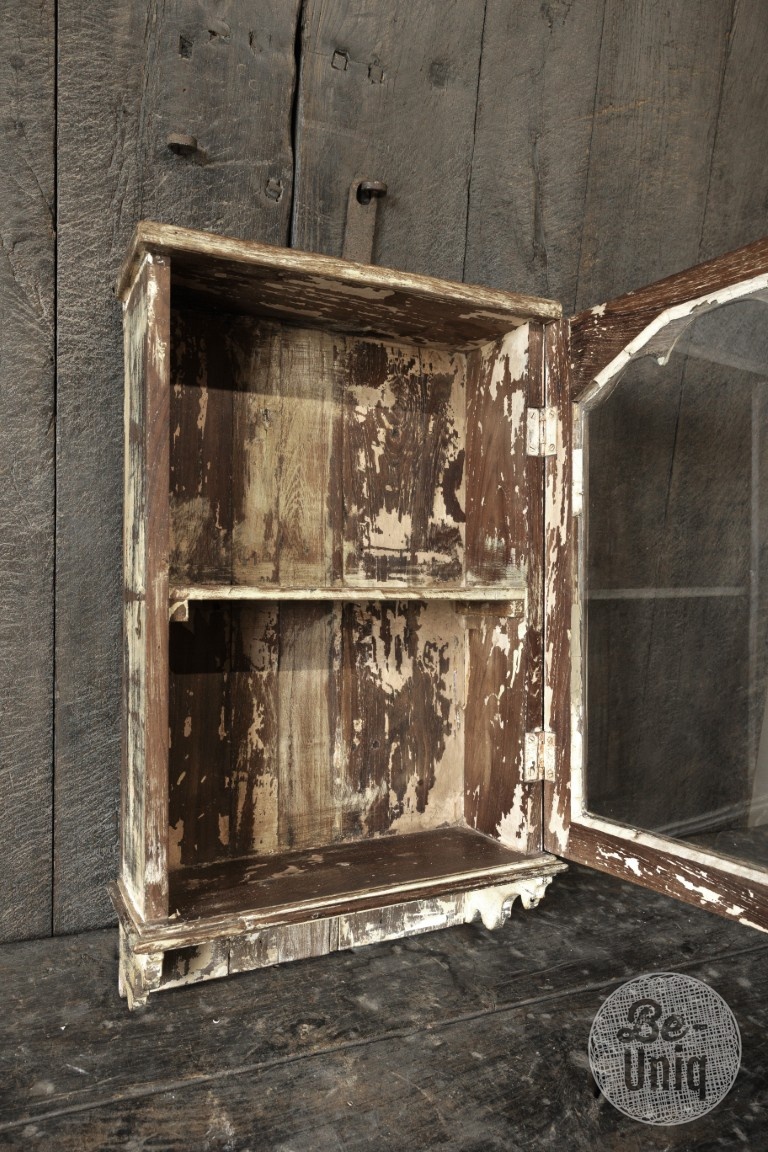 Be-Uniq Authentiek Vitrinekastje | India | H70xB43xD16 cm