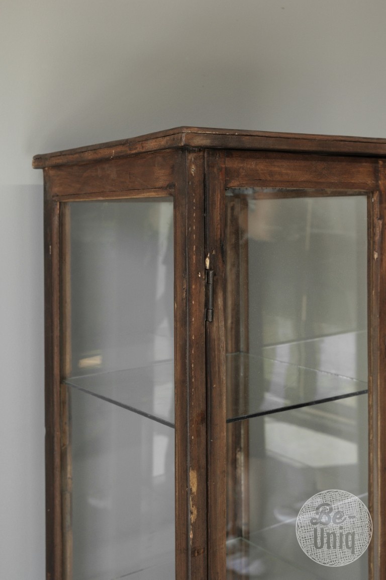 Be-Uniq Oude Vitrinekast | India | H122xB34xD34 cm