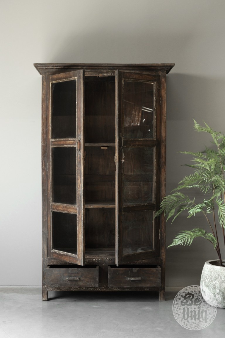 Be-Uniq Oude Vitrinekast | India | H180xB106xD43 cm
