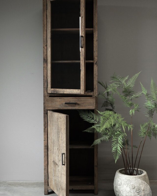 Be-Uniq Vitrinekast Tucson | Links | H225xB60xD40 cm