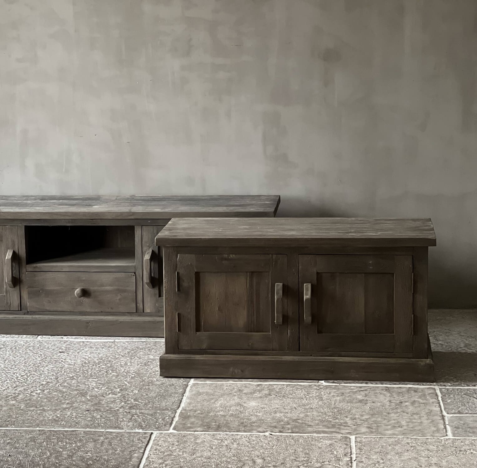 Aura Peeperkorn Houten TV-Meubel | 2-Deurs | H50 B100 x D45 cm