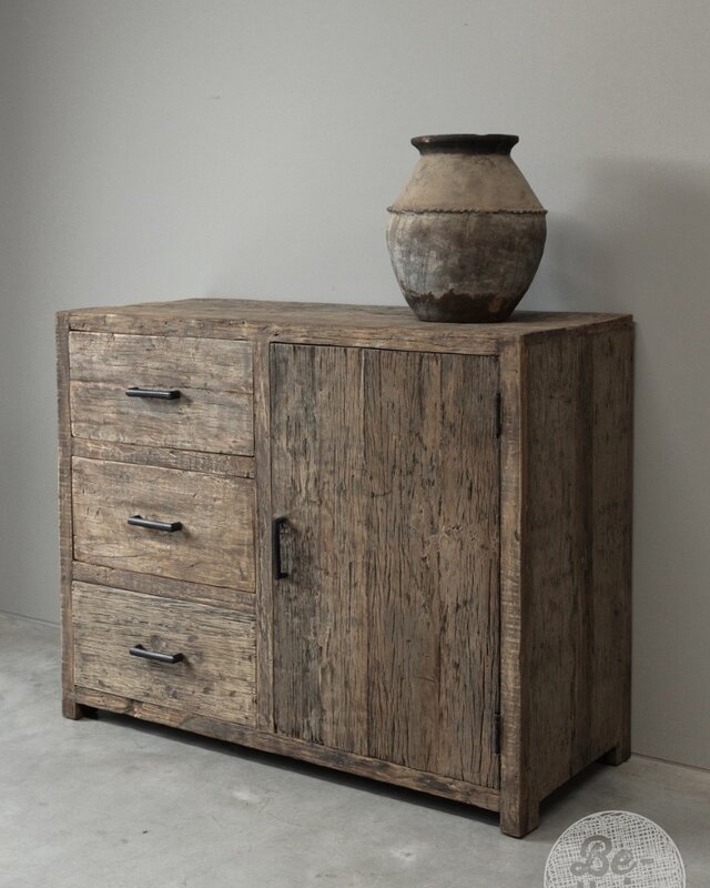 Be-Uniq Oude Houten Kast | Limited Edition | H90xB110xD45 cm