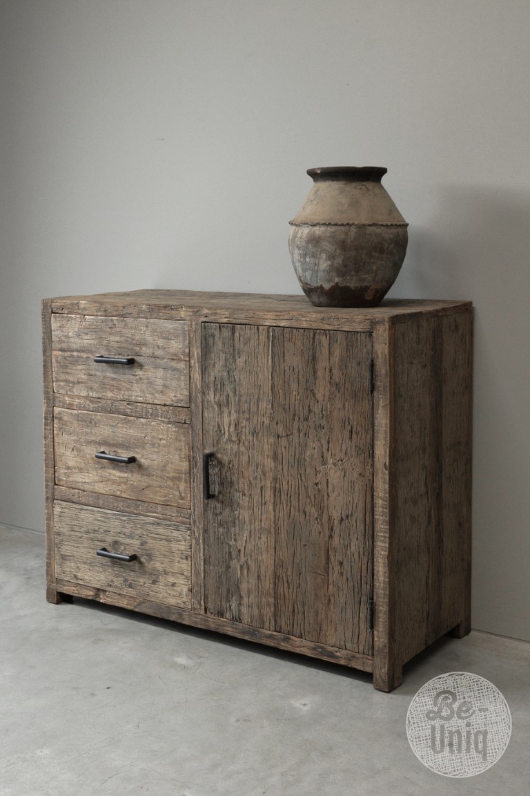 Be-Uniq Oude Houten Kast | Limited Edition | H90xB110xD45 cm