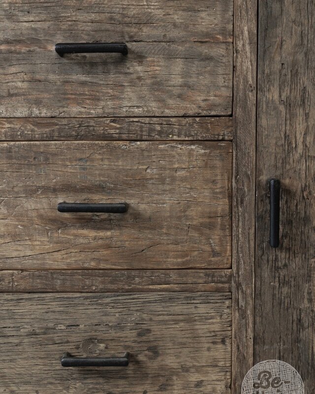 Be-Uniq Oude Houten Kast | Limited Edition | H90xB110xD45 cm