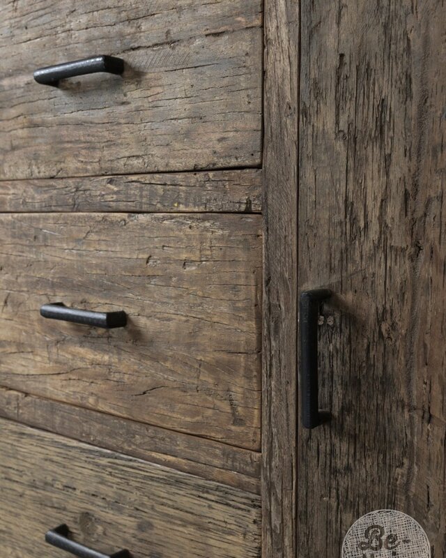 Be-Uniq Oude Houten Kast | Limited Edition | H90xB110xD45 cm