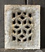 Be-Uniq Oude Stenen Jali | India | H35xB28xD3 cm