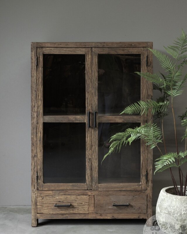 Be-Uniq Vitrinekast Oud Hout | Limited Edition | H140xB90xD45 cm