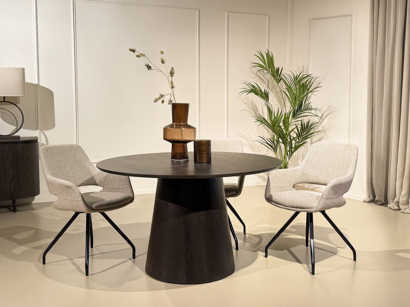 Livingfurn Eettafel Novero | Espresso | H76xD130 cm