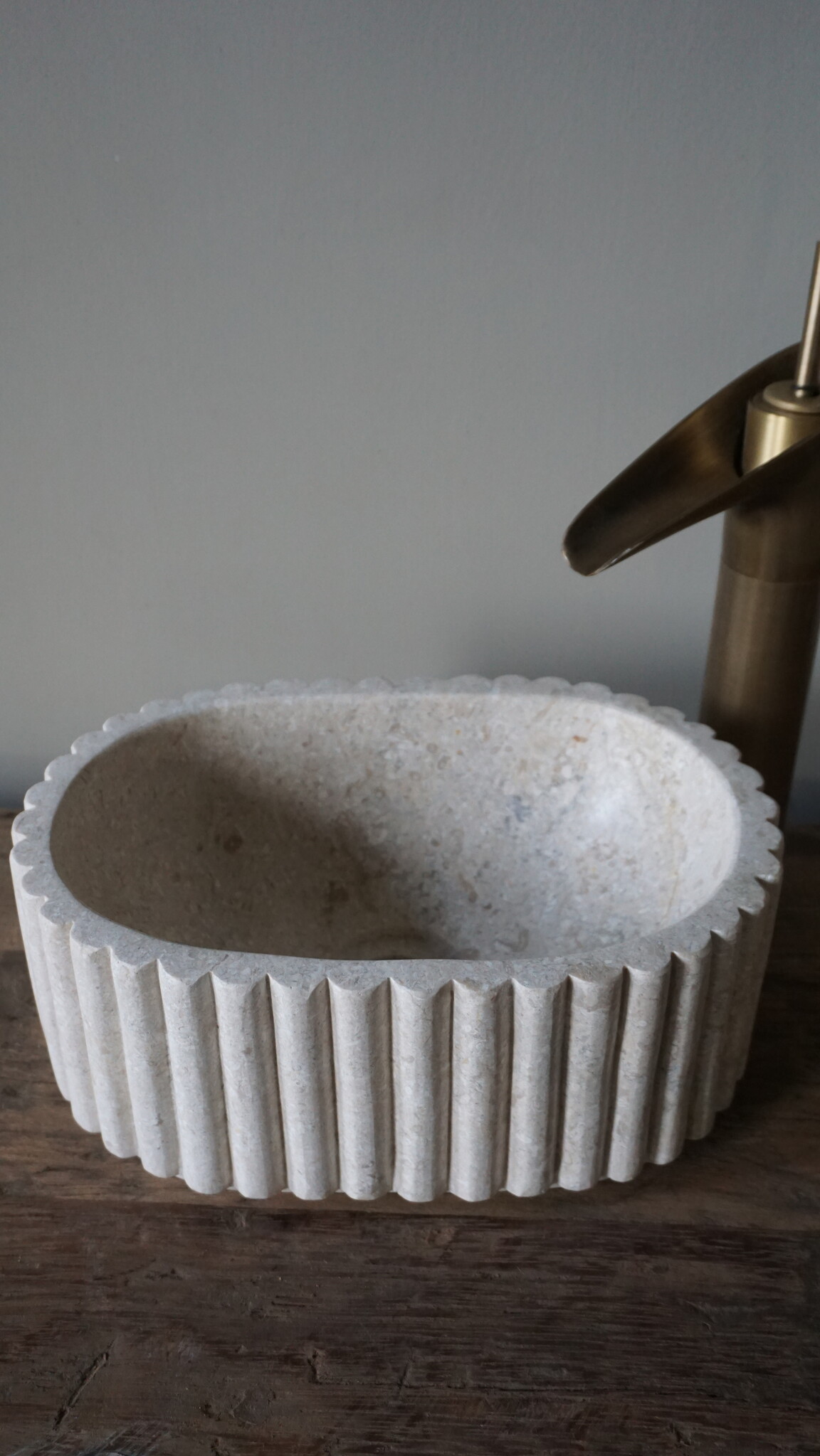Rene Houtman Waskom Marmer Ovaal Geribbeld B30 x D20 x H12 cm