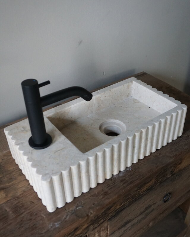 Rene Houtman Fontein Marmer Geribbeld B40 x D20 x H9 Cm