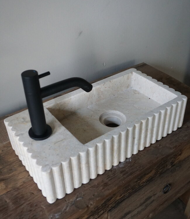Rene Houtman Fontein Marmer Geribbeld B40 x D20 x H9 Cm