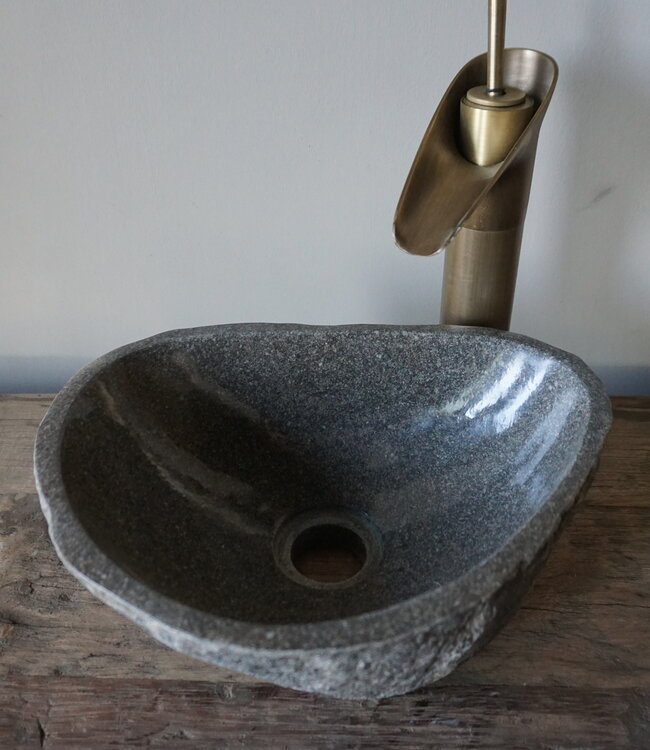 Rene Houtman Kleine Stenen Waskom Riviersteen B31 x D24 x H12.5 Cm