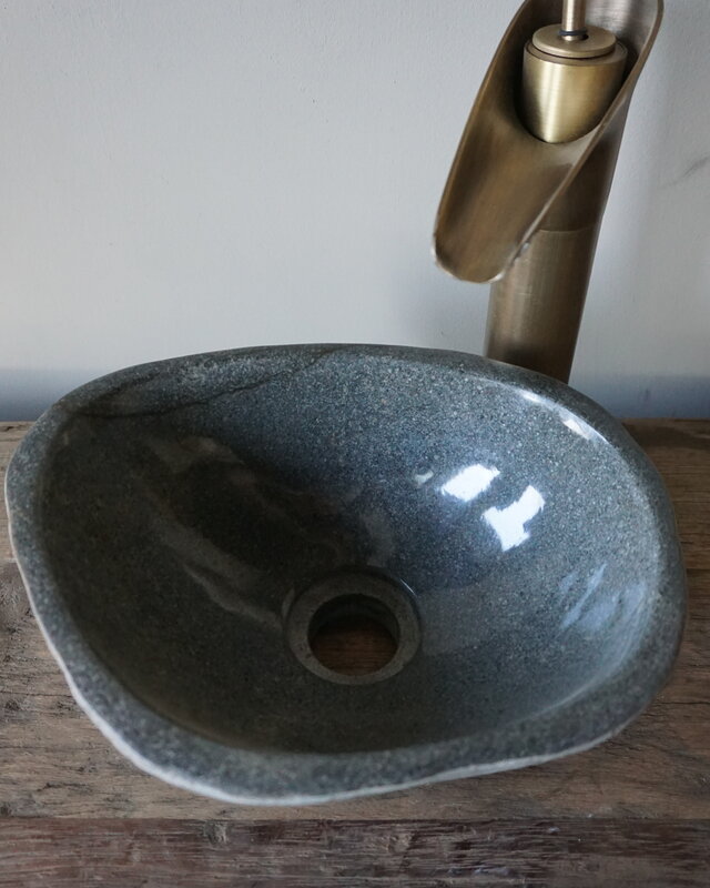 Rene Houtman Kleine Stenen Waskom Riviersteen B27 x D22 x H13 Cm