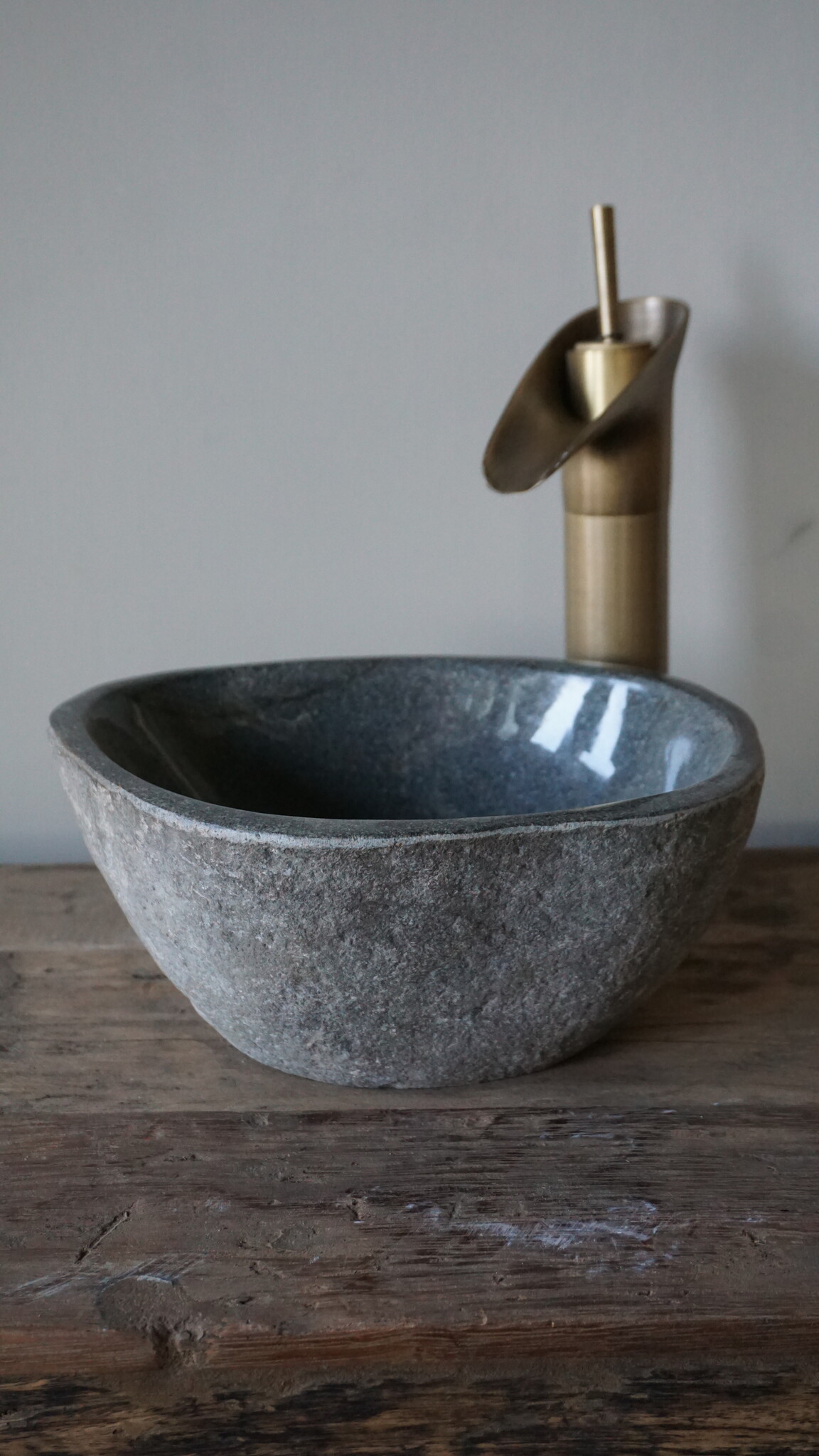 Rene Houtman Kleine Stenen Waskom Riviersteen B27 x D22 x H13 Cm