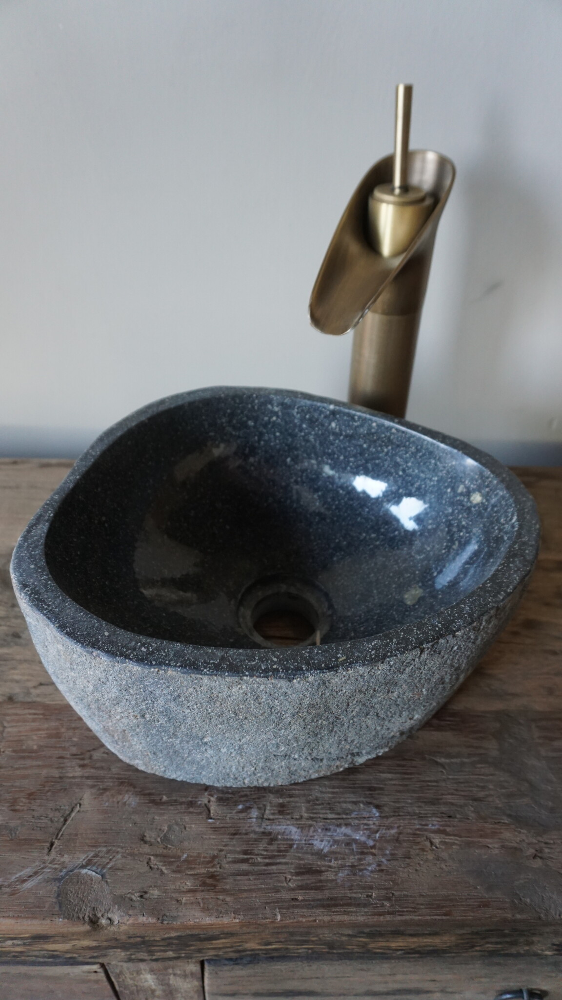 Rene Houtman Kleine Stenen Waskom Riviersteen B30 x D24 x H13 Cm