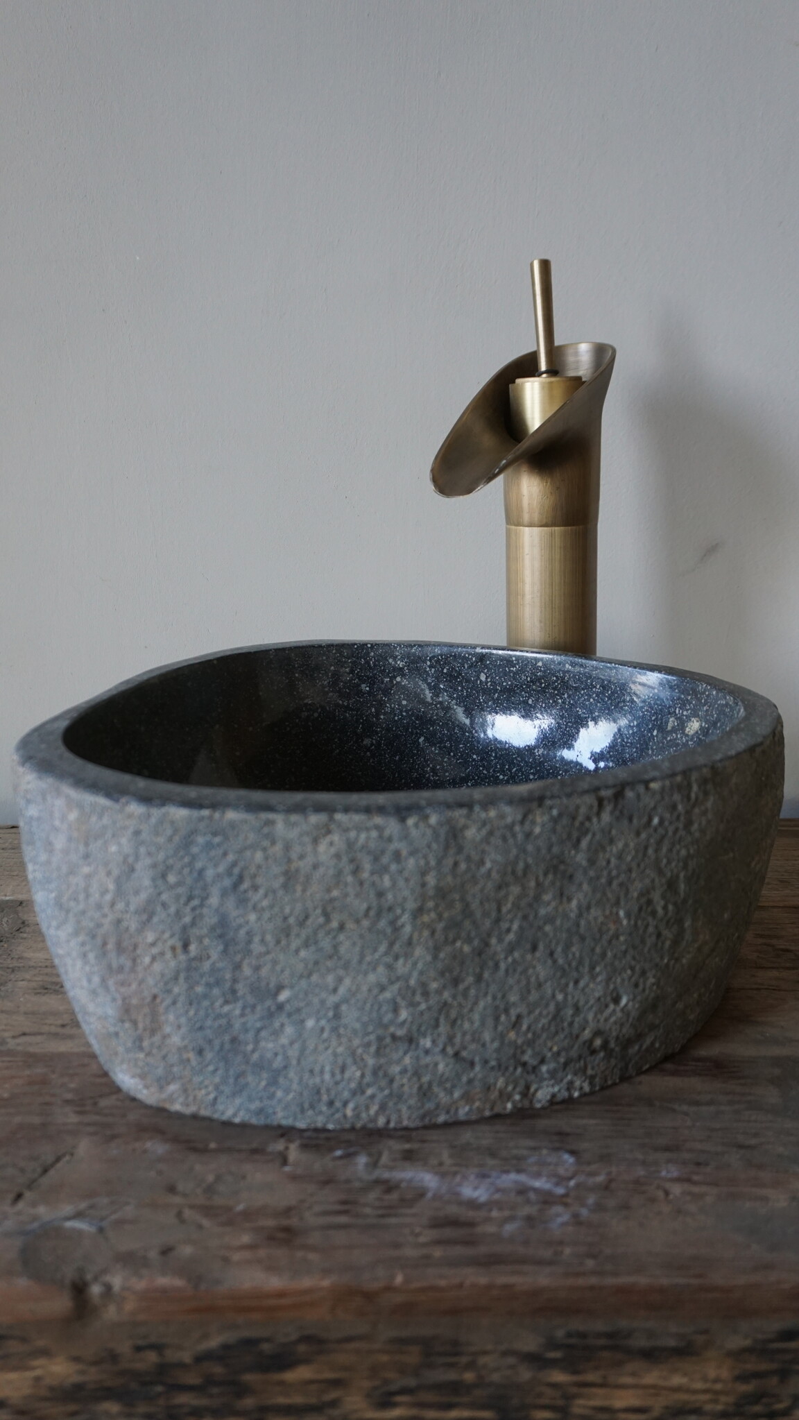 Rene Houtman Kleine Stenen Waskom Riviersteen B30 x D24 x H13 Cm